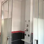 La Petite Maison 布雷斯特